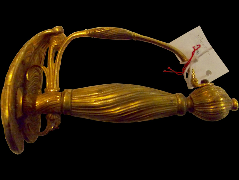 détail épée.jpg