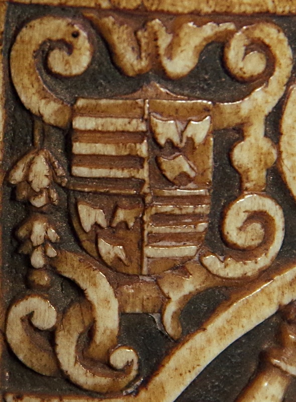 poire à poudre_blason 1.jpg