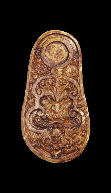 poire à poudre_mascaron.jpg